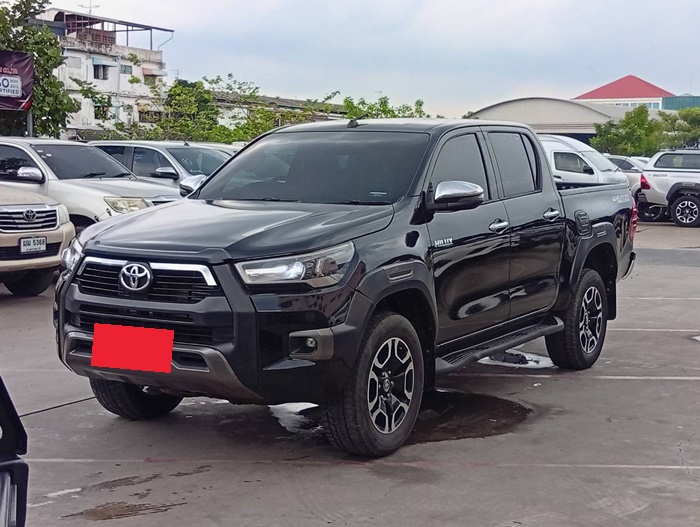 TOYOTA Hilux