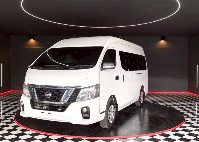 NISSAN Urvan