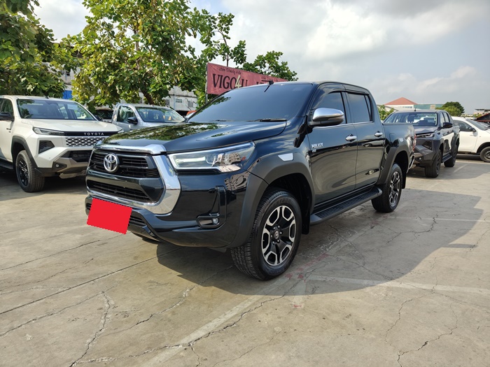 TOYOTA Hilux
