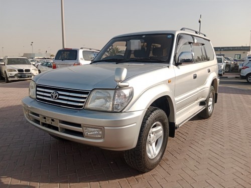 TOYOTA Prado