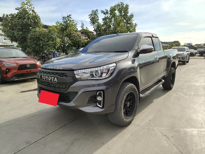 TOYOTA Hilux