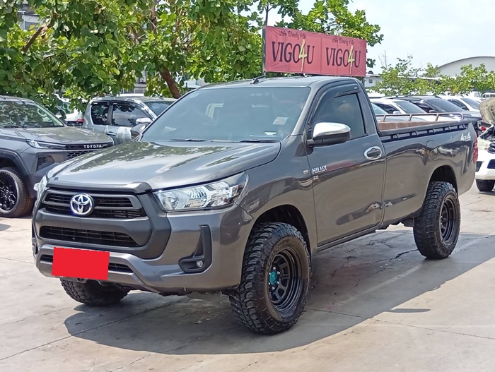TOYOTA Hilux