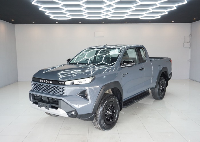 TOYOTA HILUX TRAVO PRERUNNER SMART
