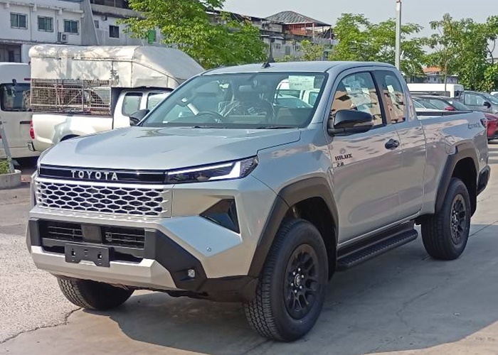 TOYOTA HILUX TRAVO 4TREX PREIMIUM