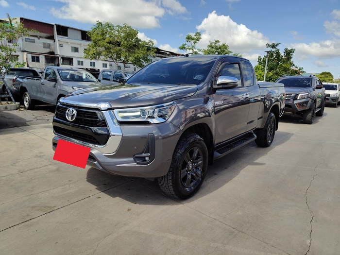 TOYOTA Hilux