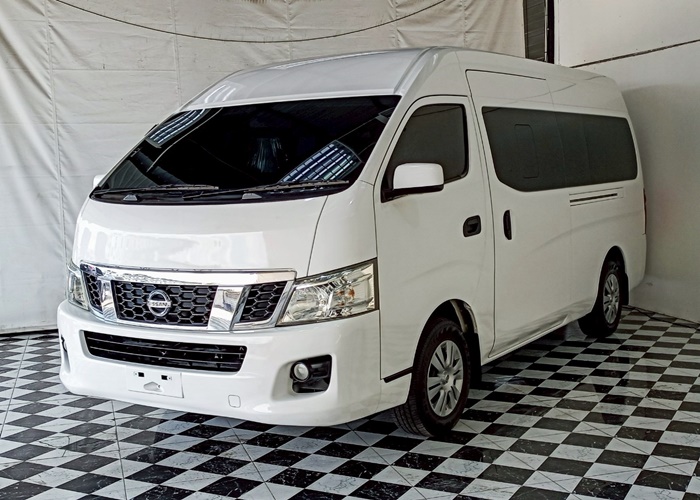 NISSAN Urvan