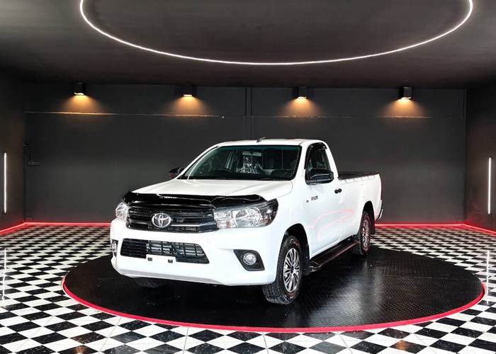TOYOTA Hilux