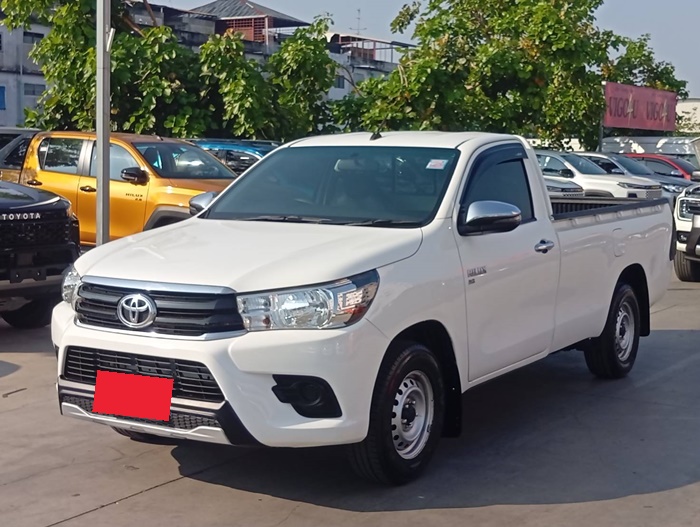 TOYOTA Hilux
