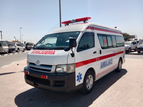 TOYOTA HIACE