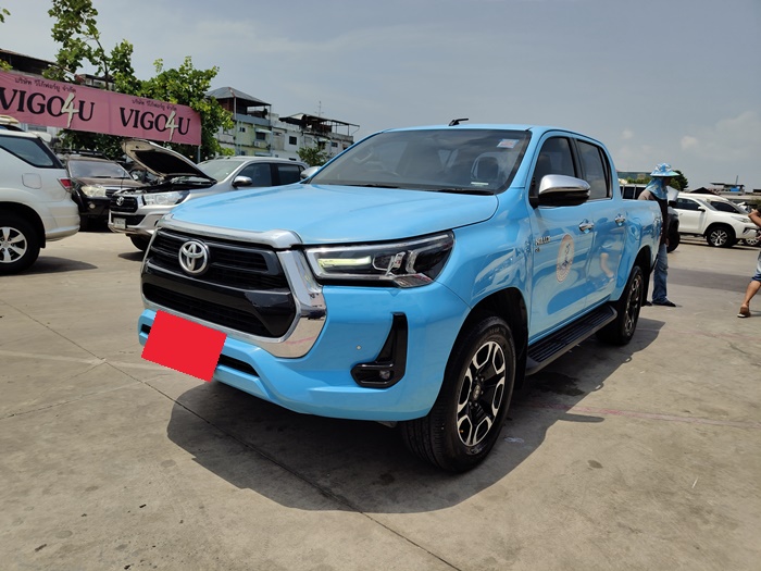 TOYOTA Hilux