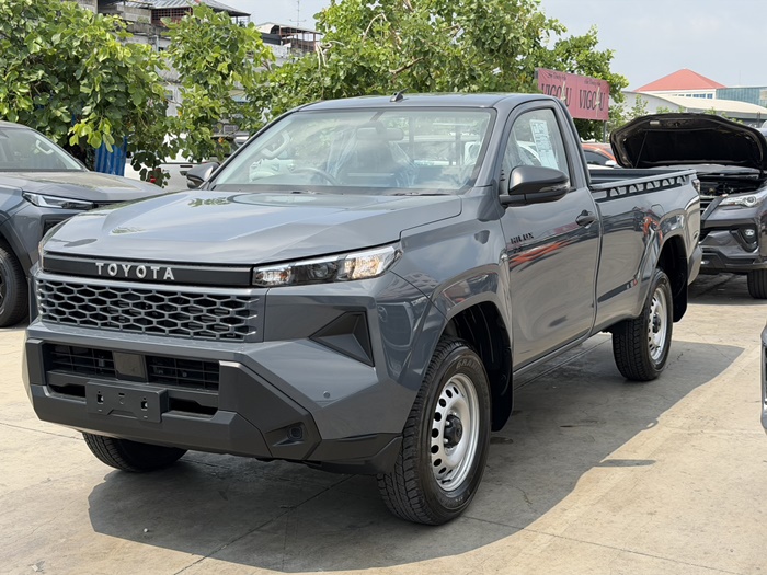 TOYOTA HILUX TRAVO 4TREX