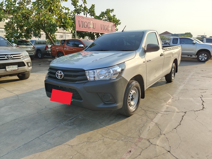 TOYOTA Hilux
