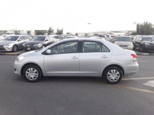 TOYOTA Belta