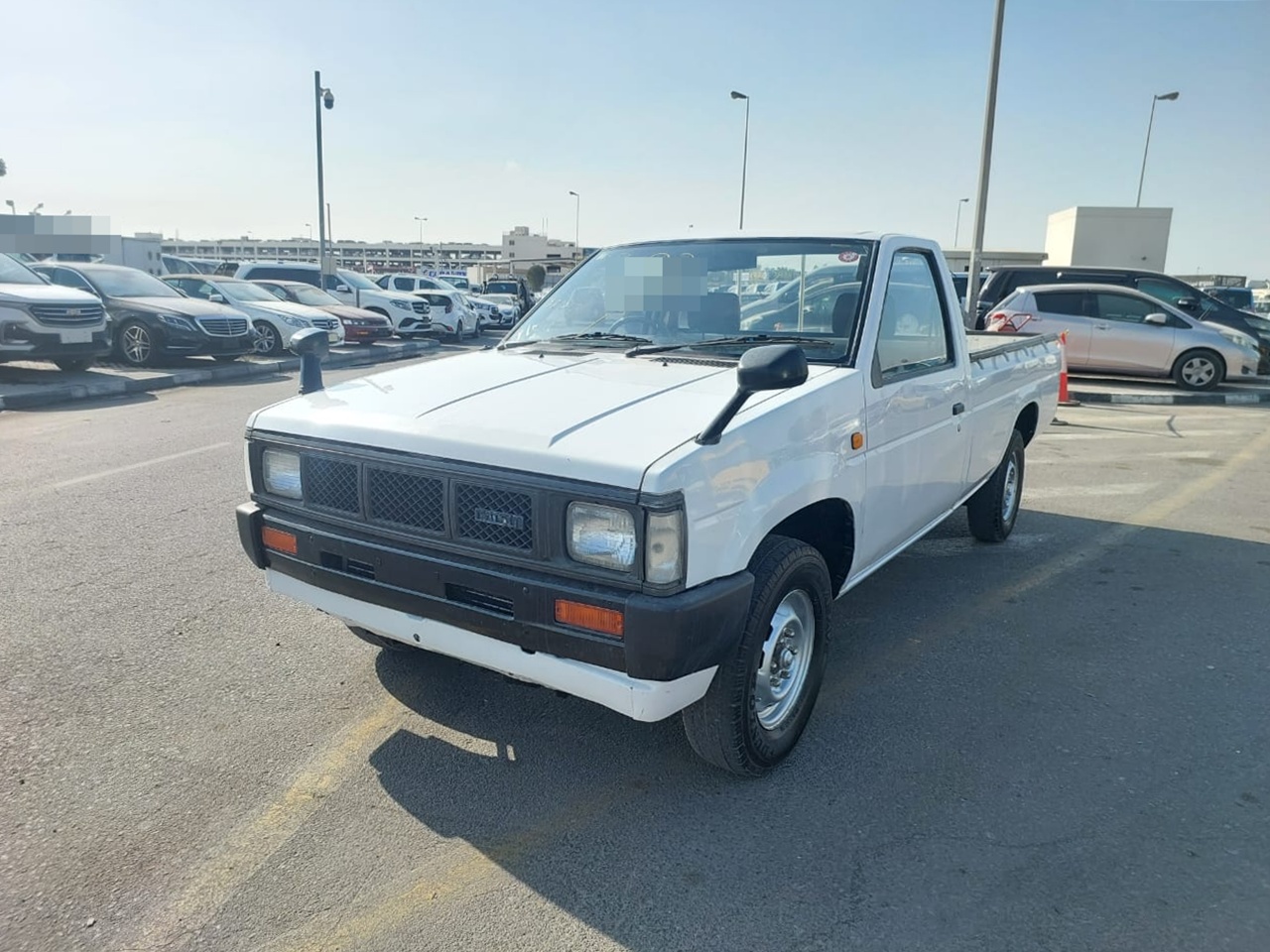 NISSAN Datsun