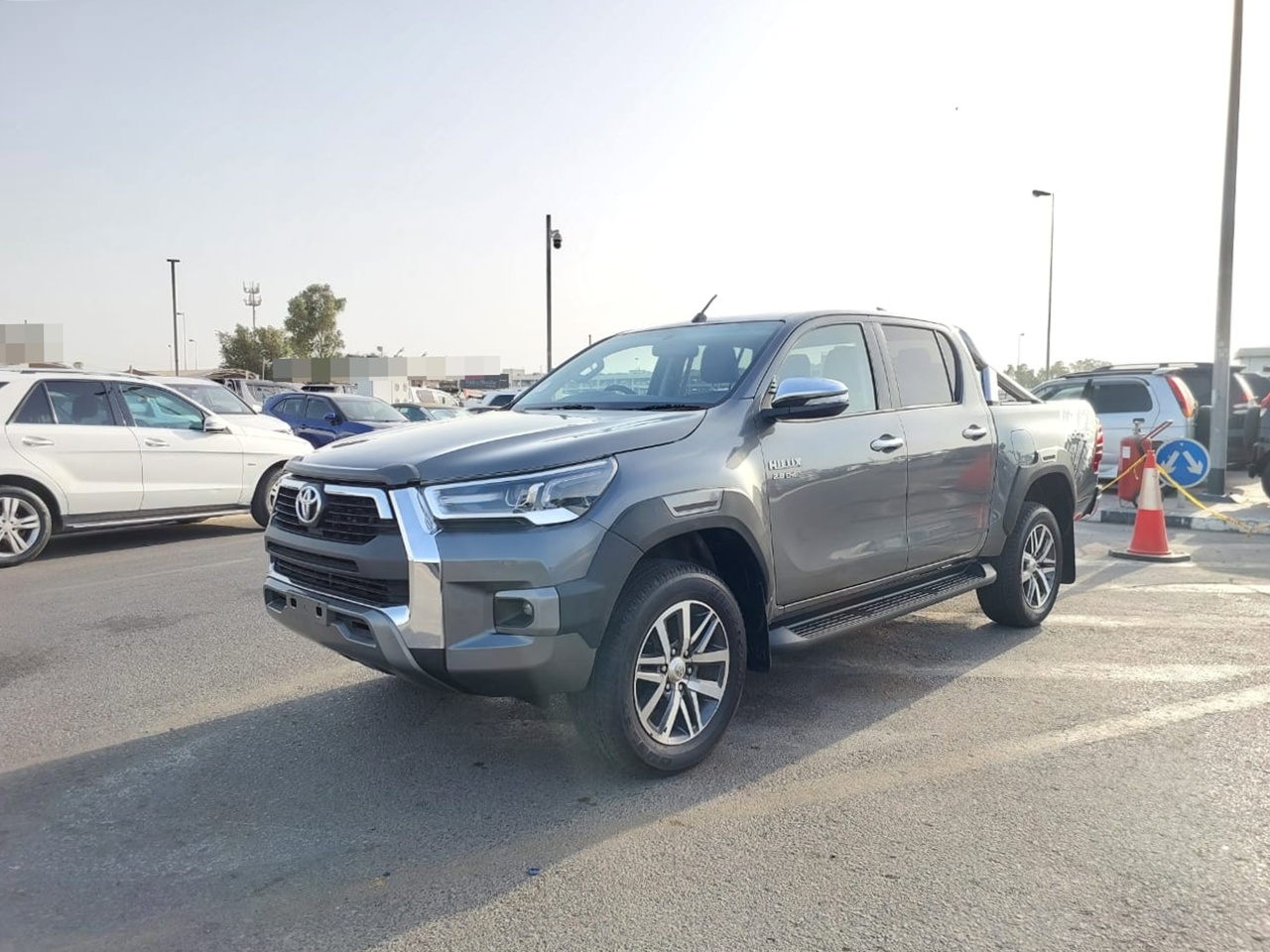 TOYOTA Hilux