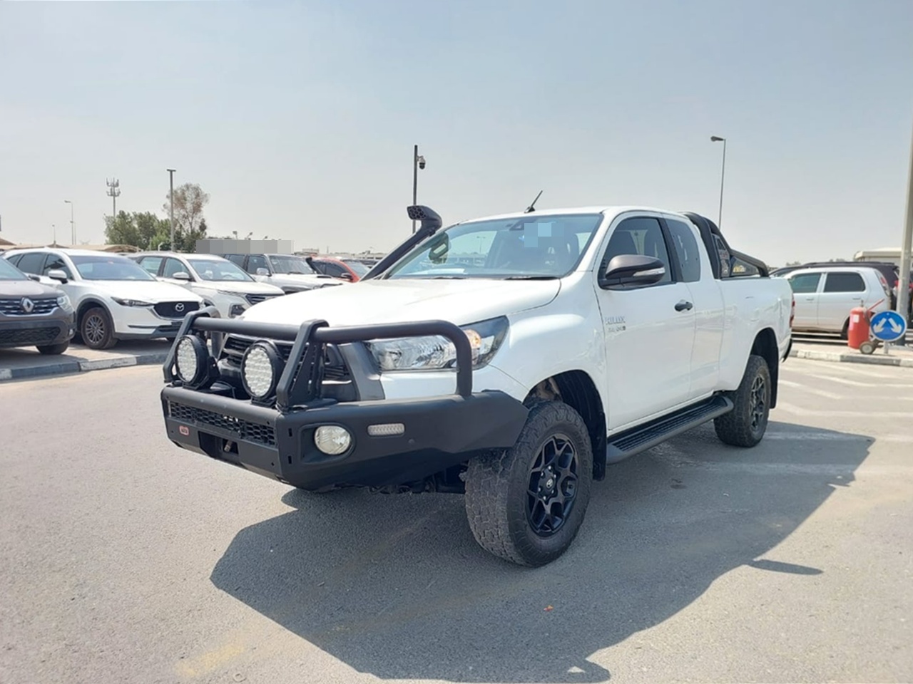 TOYOTA Hilux