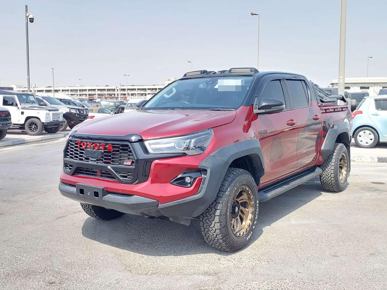 TOYOTA Hilux