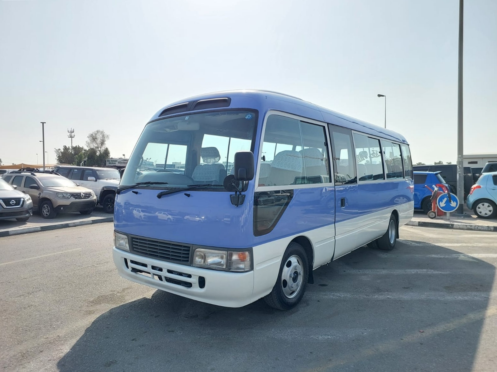 TOYOTA Coaster