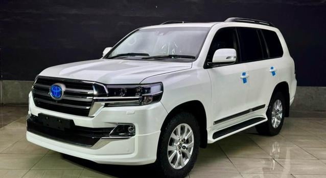 TOYOTA LAND CRUISER SAHARA