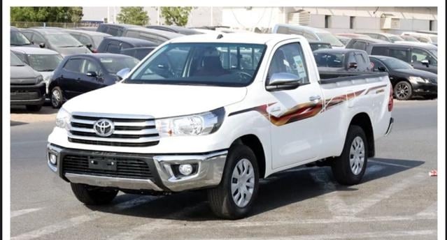 TOYOTA Hilux