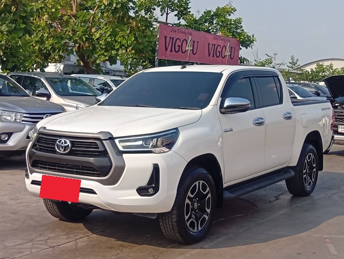 TOYOTA Hilux