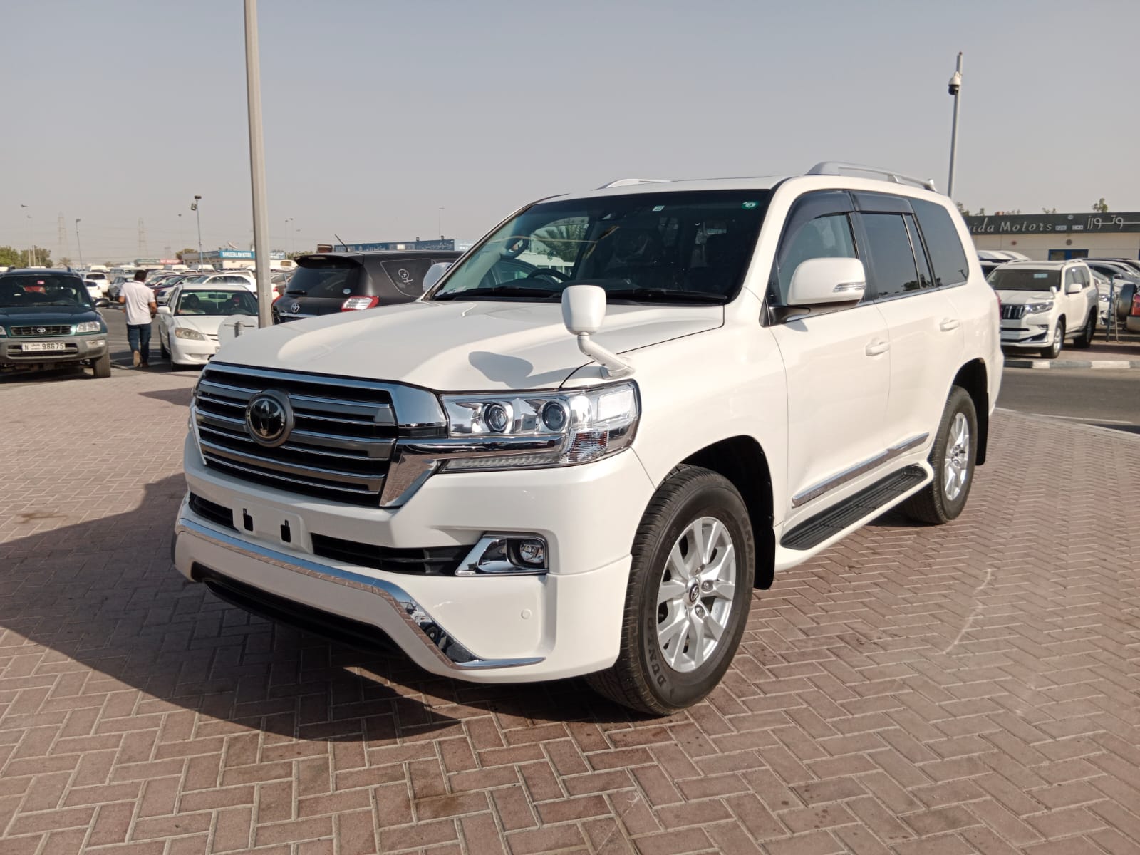 TOYOTA Land Cruiser