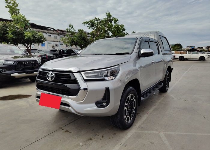 TOYOTA Hilux