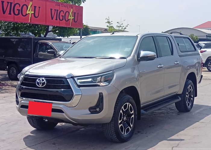 TOYOTA Hilux