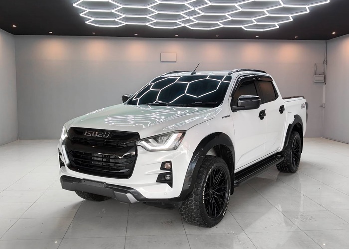 ISUZU D-Max