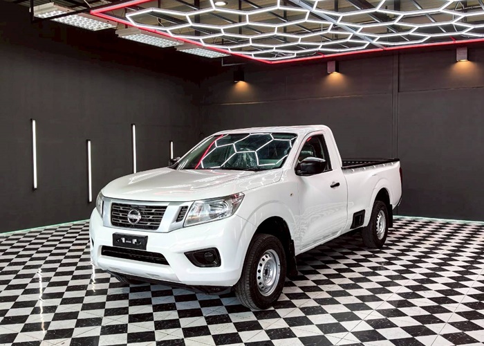 NISSAN Navara