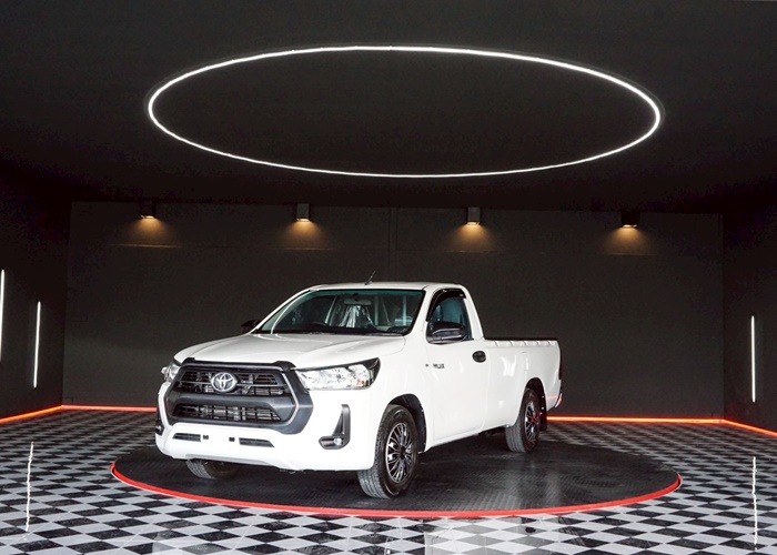 TOYOTA Hilux