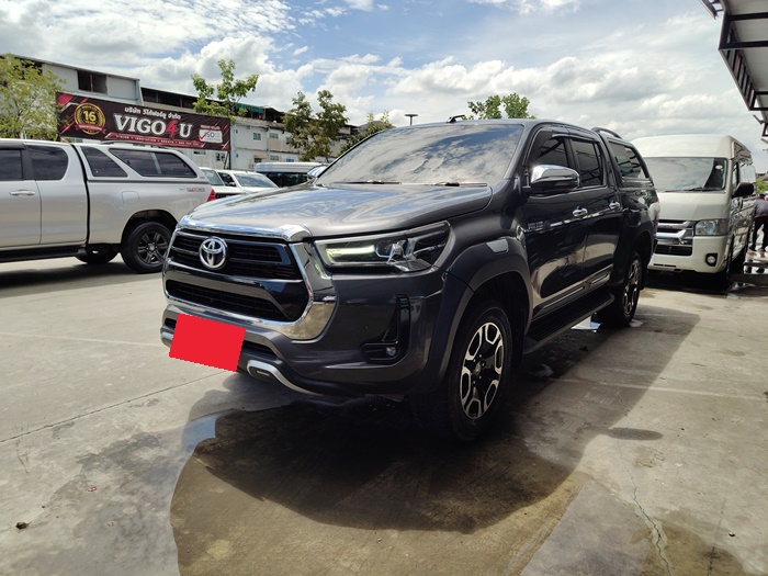 TOYOTA Hilux