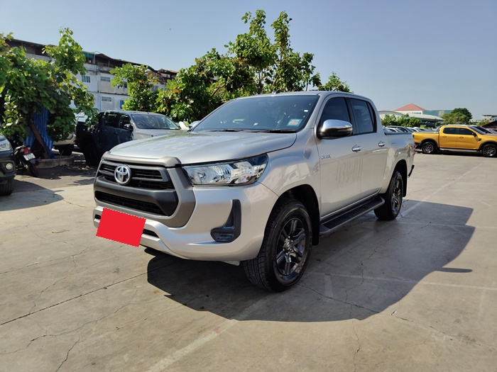 TOYOTA Hilux