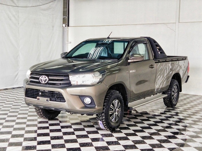 TOYOTA Hilux