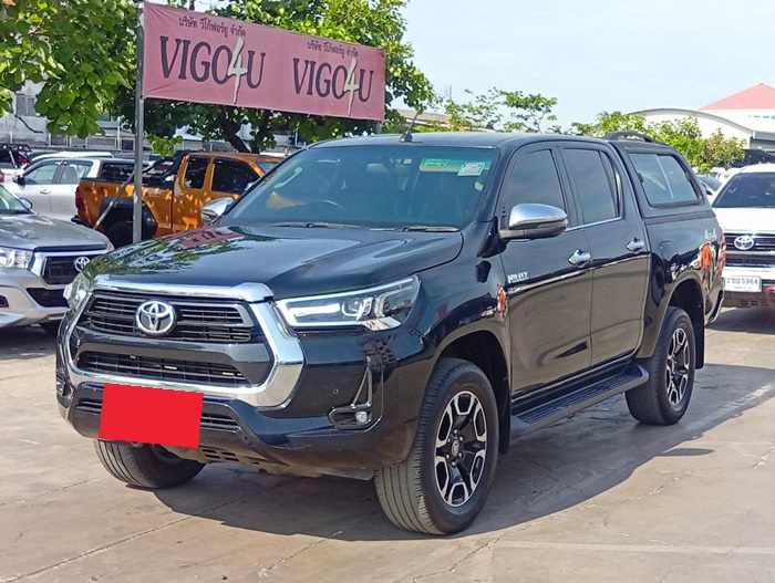 TOYOTA Hilux