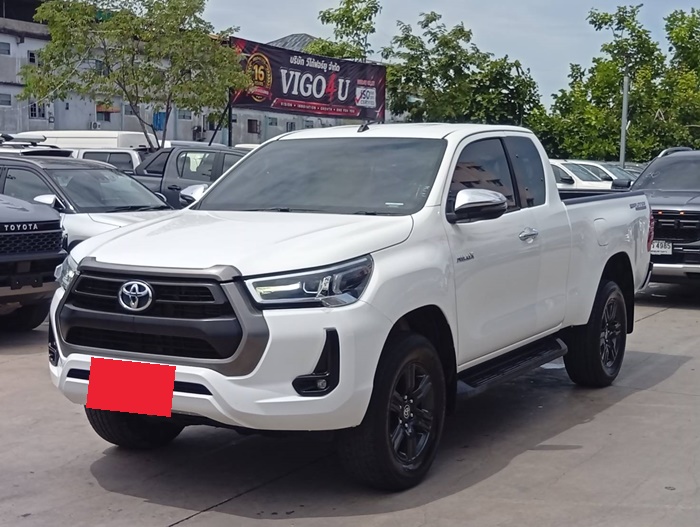 TOYOTA Hilux
