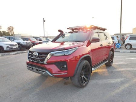 TOYOTA Fortuner