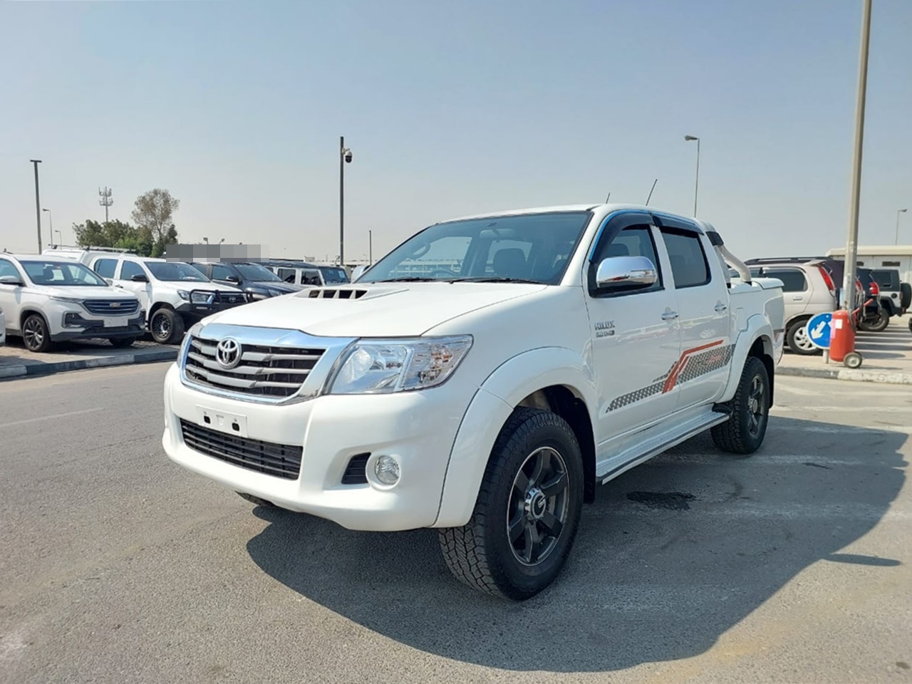 TOYOTA Hilux