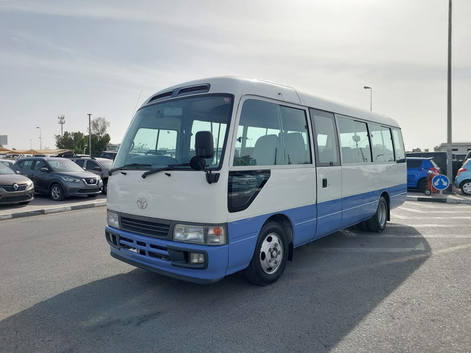 TOYOTA Coaster