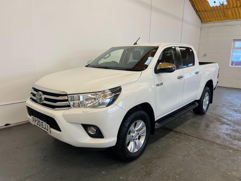 TOYOTA Hilux