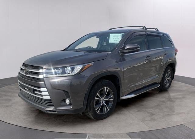TOYOTA Kluger