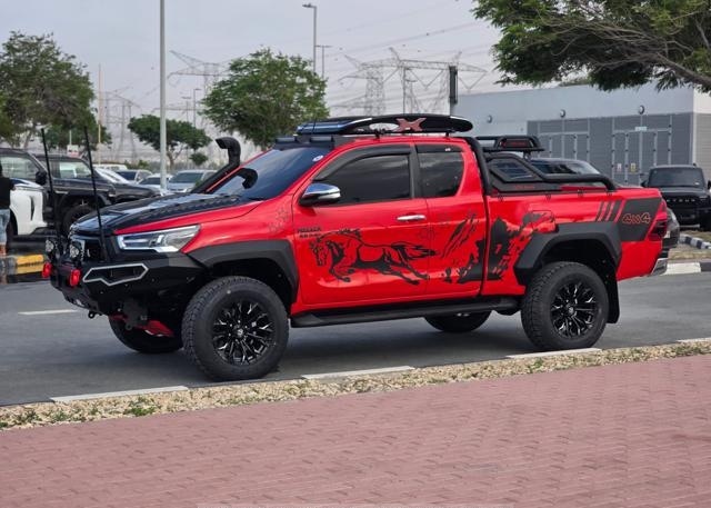 TOYOTA Hilux